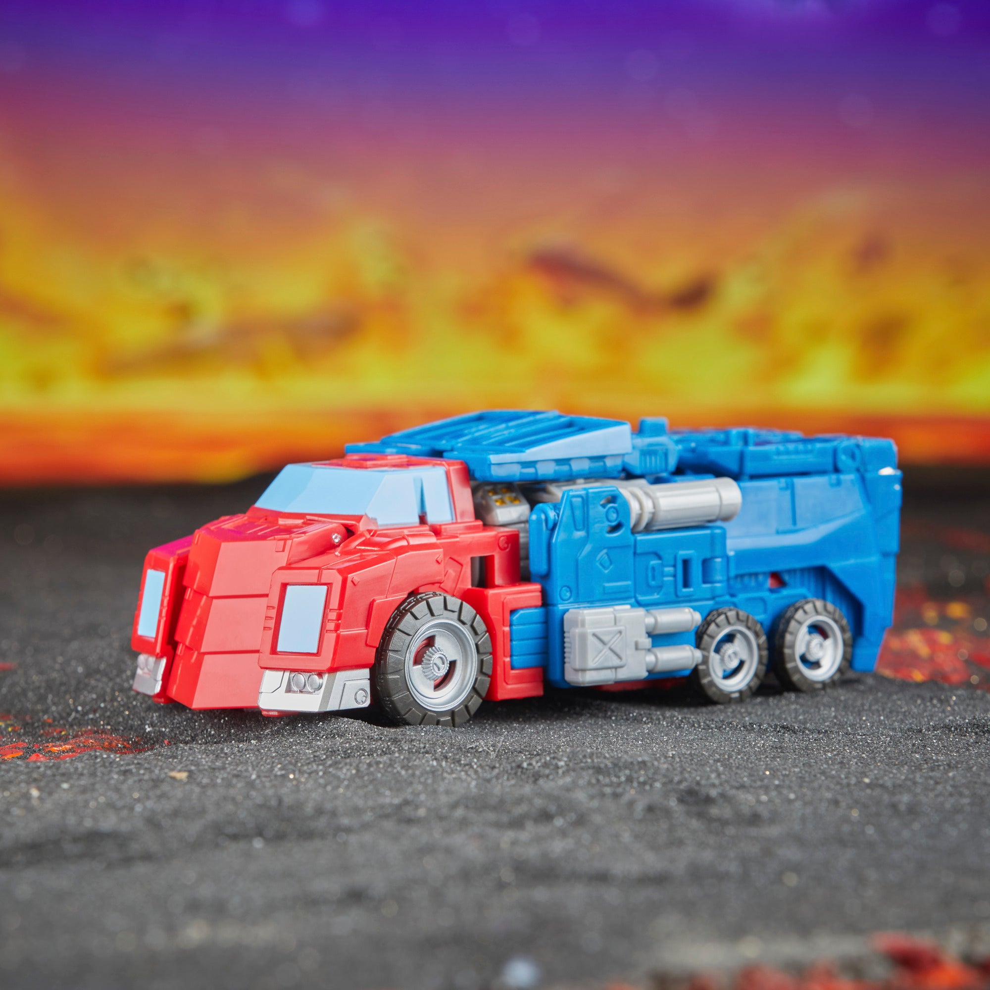 Hasbro OP Gun Mode SDCC 2024_04