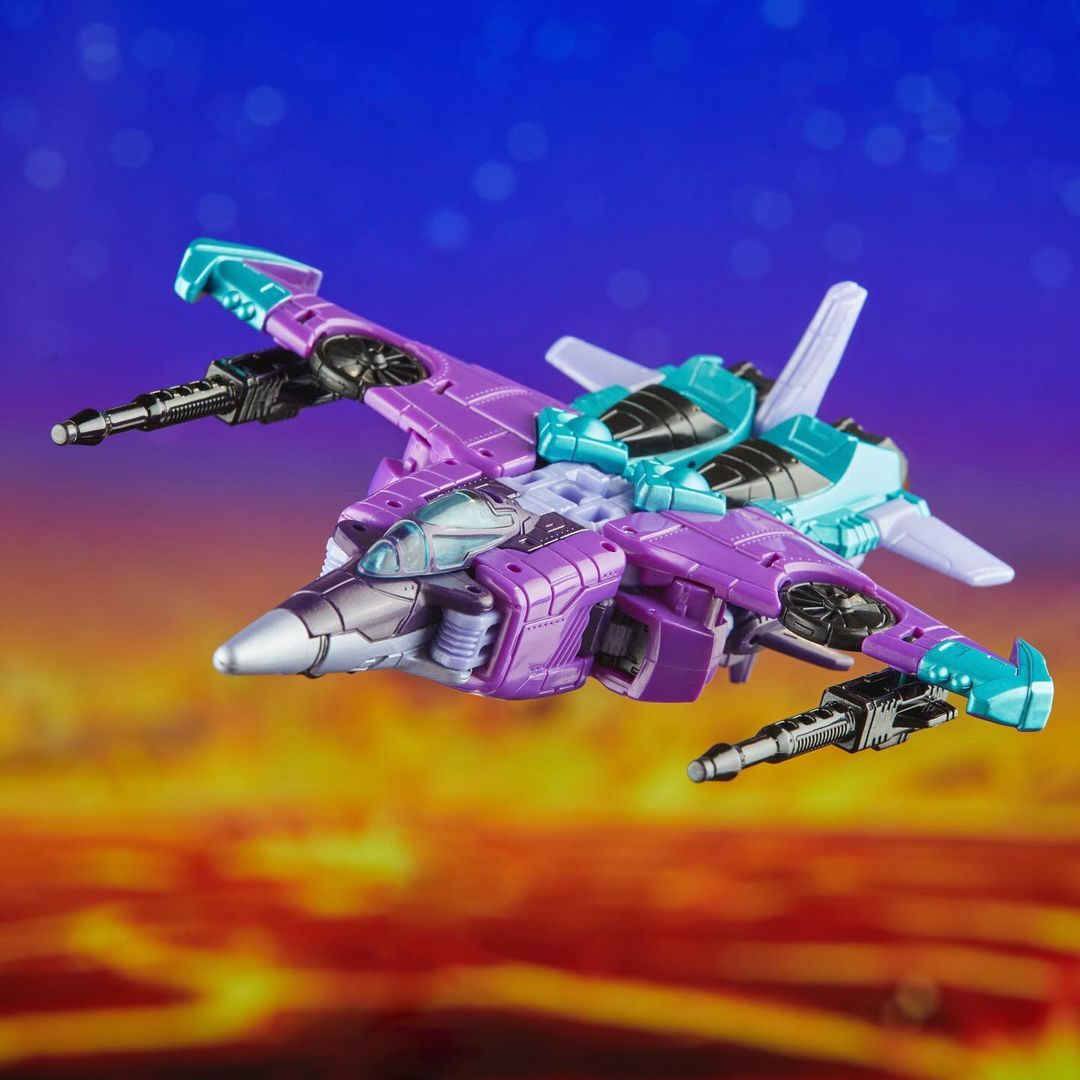Transformers Legacy Slipstream_07