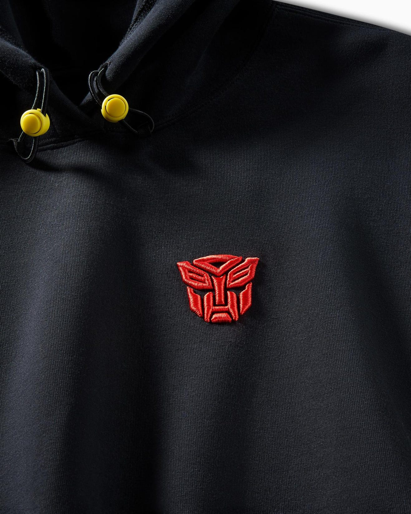 Transformers x Converse vestuário 16