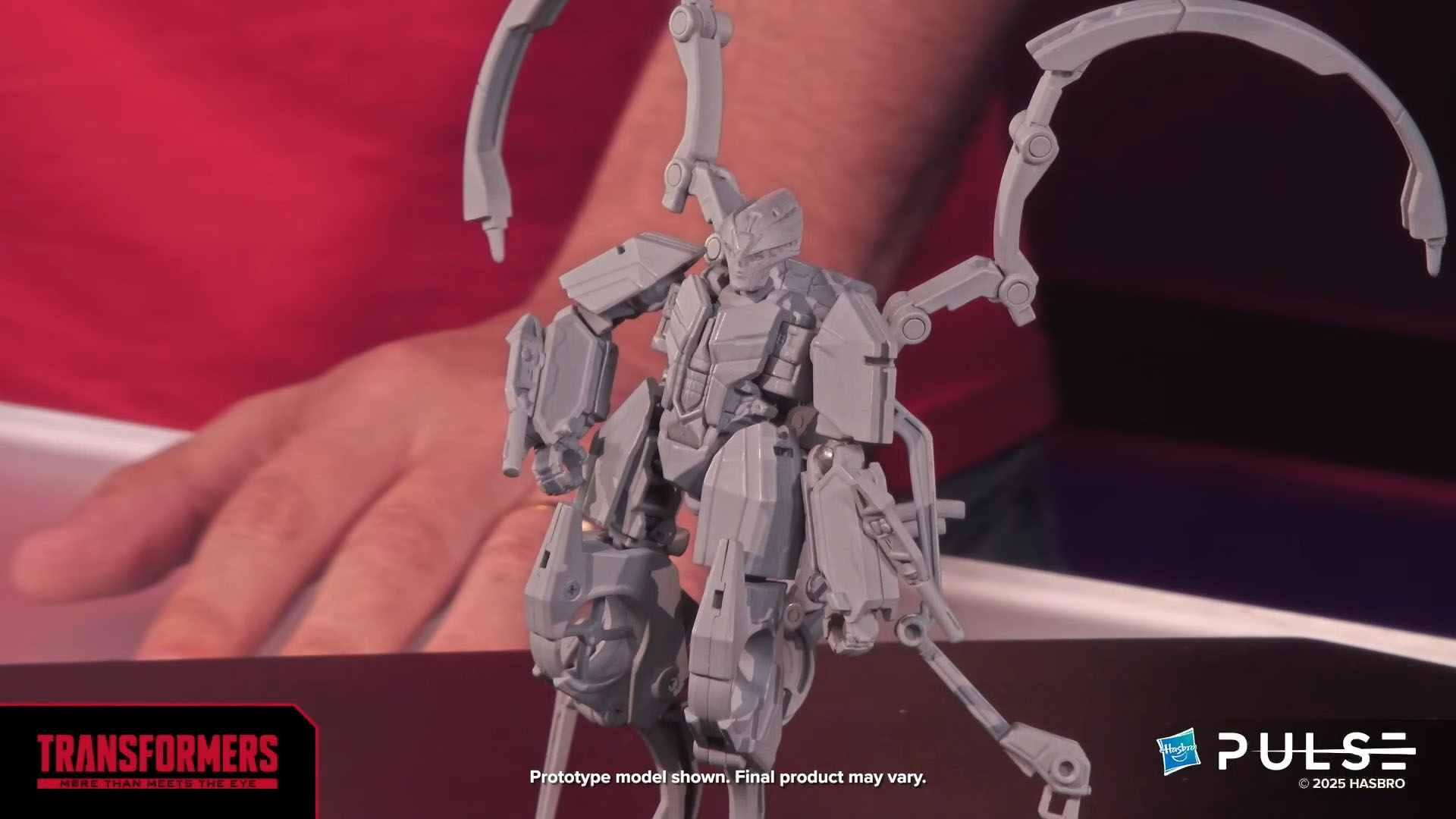 Hasbro Pulse Transformers Studio Series TFOne Airachnid 06